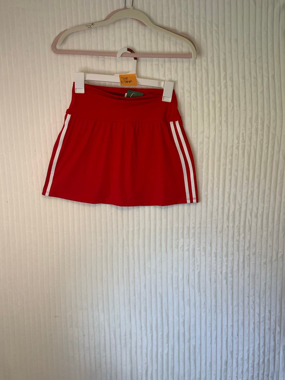 NWT Halara size XS red athletic skort